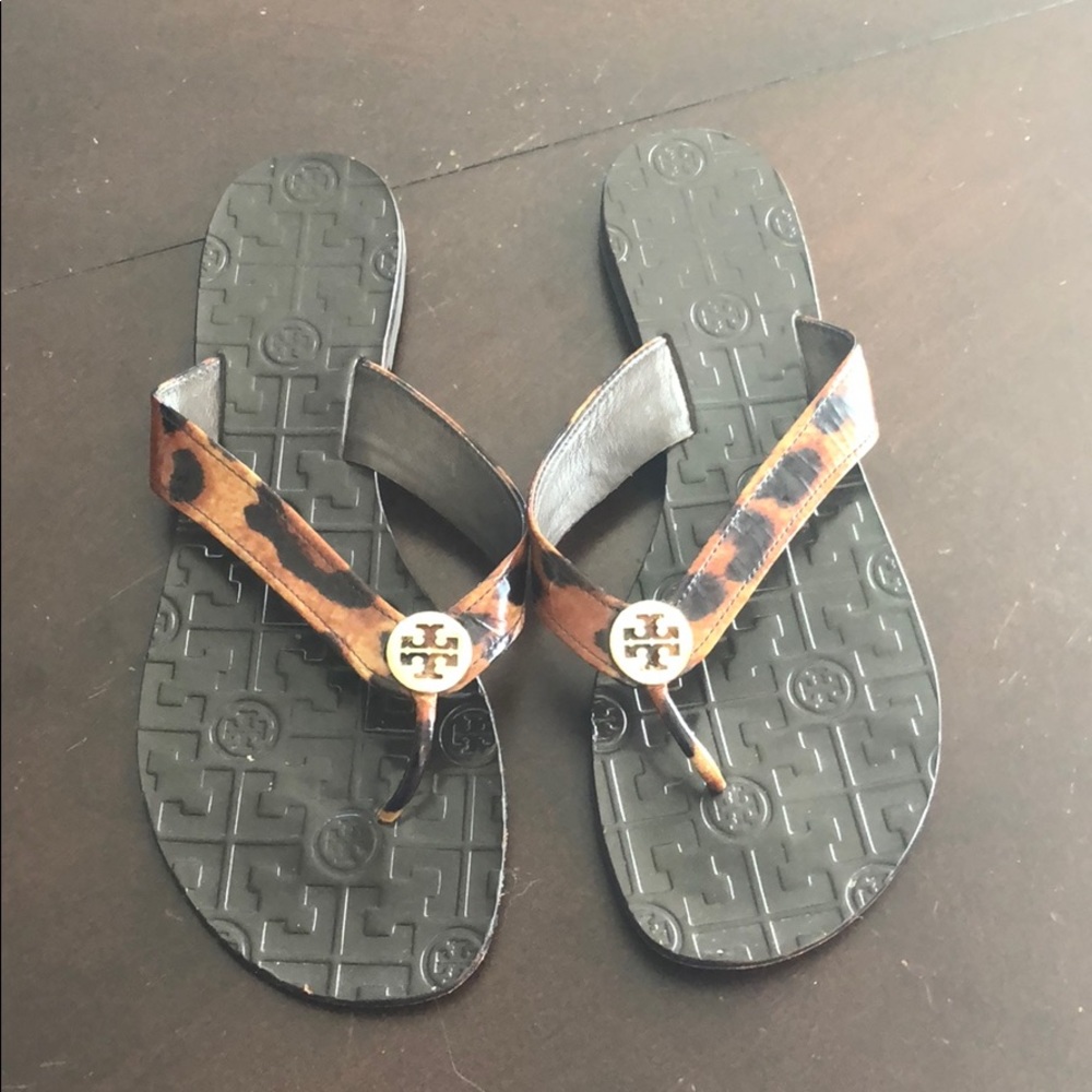 Tory Burch tortoise brown flip flops